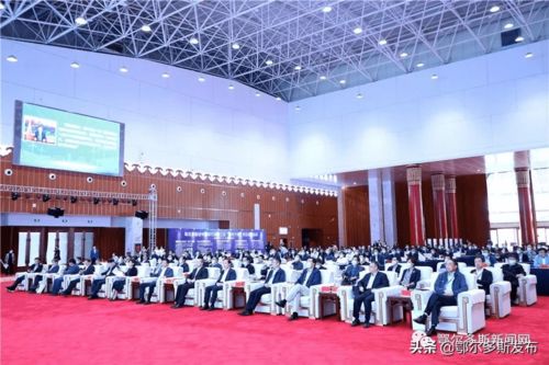 鄂爾多斯碳中和研究院揭牌成立，科技中介服務助力綠色轉型